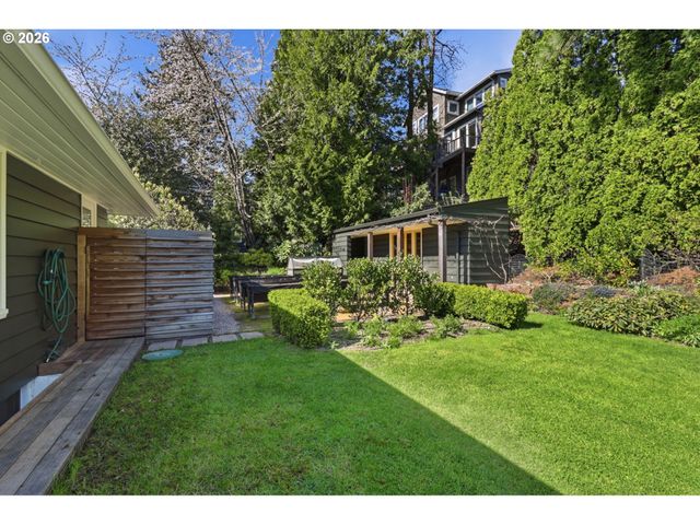 4432 Sw TWOMBLY Ave, Portland, OR 97239