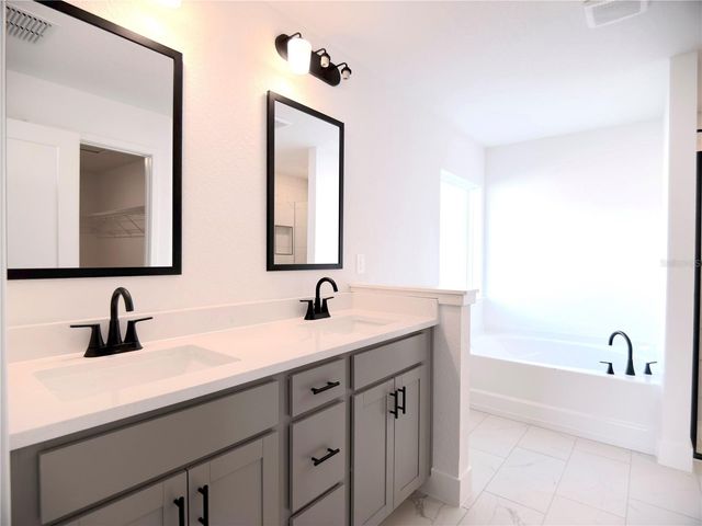 3147 NE 45TH AVENUE, Ocala, FL 34470