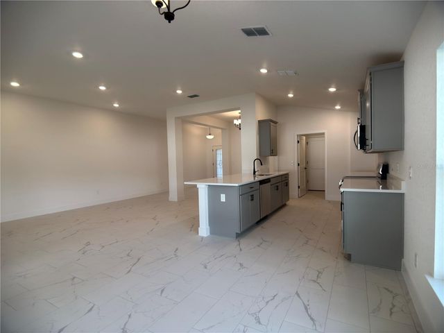 3147 NE 45TH AVENUE, Ocala, FL 34470