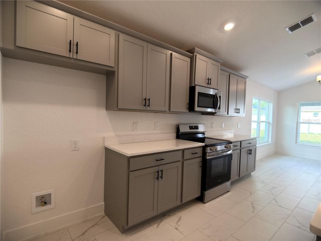 3147 NE 45TH AVENUE, Ocala, FL 34470