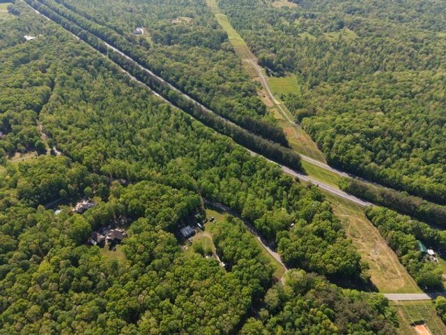 7240 Kingston Rd, Fairview, TN 37062