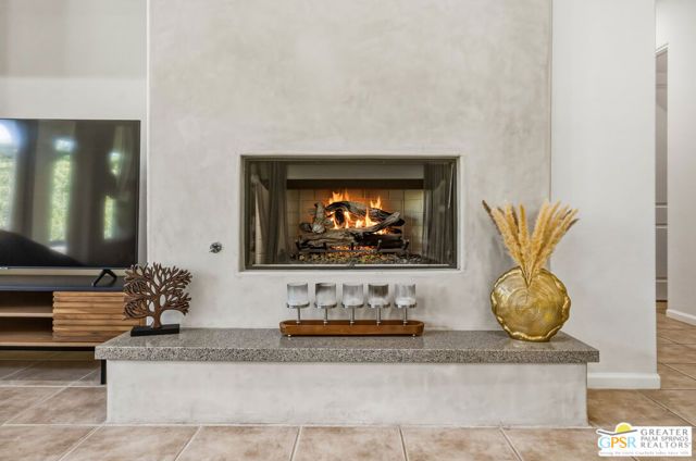 1420 Olga Way, Palm Springs, CA 92262
