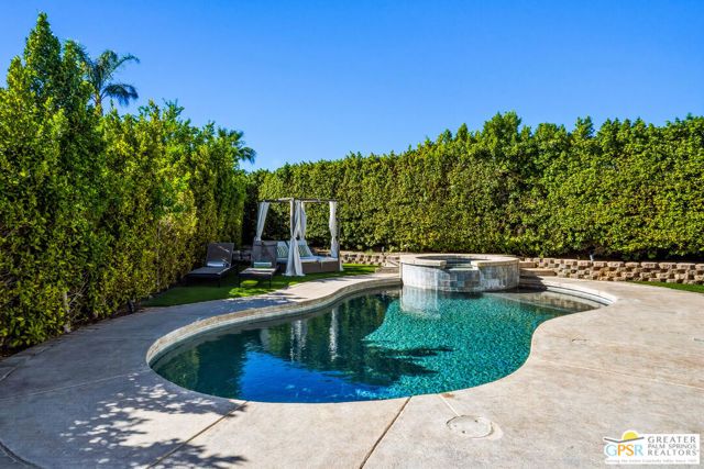 1420 Olga Way, Palm Springs, CA 92262