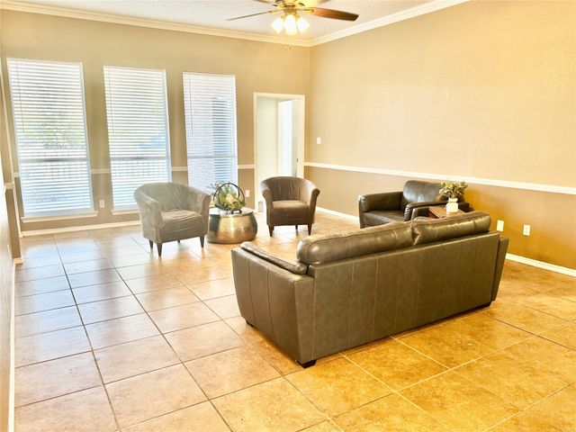 309 Deauville Drive, Fort Worth, TX 76108