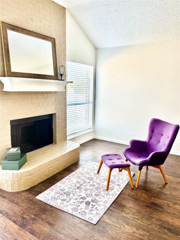 309 Deauville Drive, Fort Worth, TX 76108