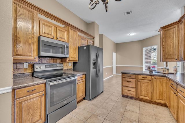 309 Deauville Drive, Fort Worth, TX 76108