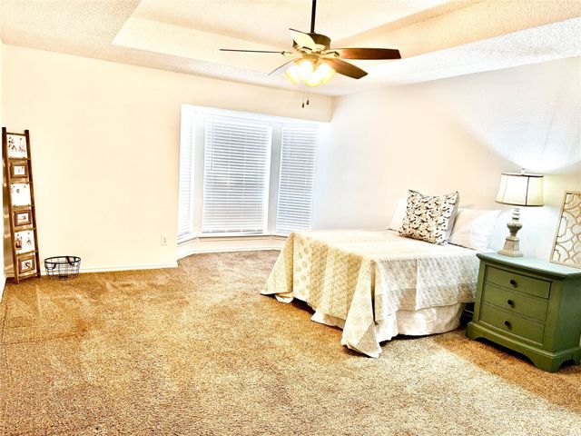 309 Deauville Drive, Fort Worth, TX 76108