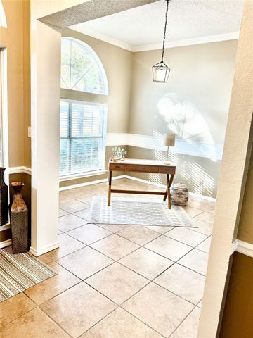 309 Deauville Drive, Fort Worth, TX 76108