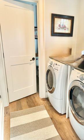 9 Barclay Court, Norwalk, CT 06853