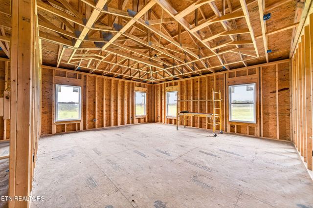 9391 Highway 127N, Crossville, TN 38571
