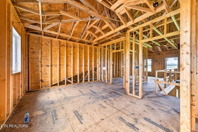9391 Highway 127N, Crossville, TN 38571
