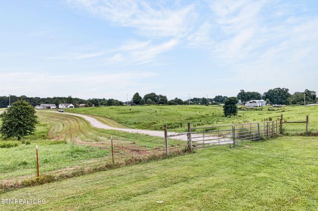 9391 Highway 127N, Crossville, TN 38571