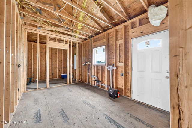 9391 Highway 127N, Crossville, TN 38571