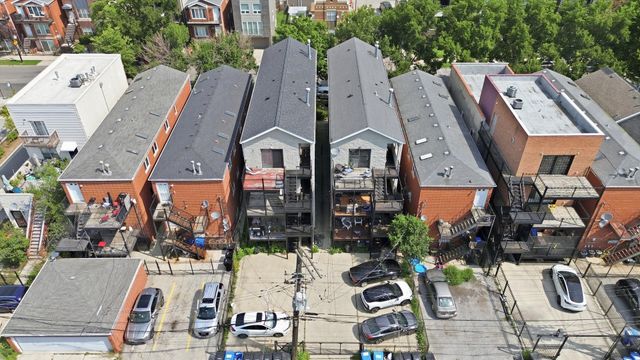 2527 W Harrison Street 2, Chicago, IL 60612