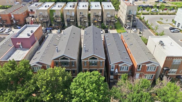 2527 W Harrison Street 2, Chicago, IL 60612