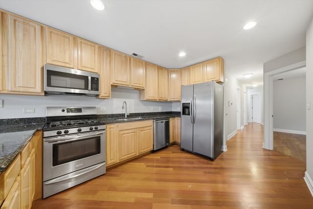 2527 W Harrison Street 2, Chicago, IL 60612