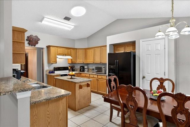 39 PRINCESS DOLORES LANE, Palm Coast, FL 32164