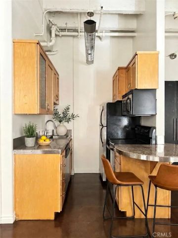 312 W 5th Street 521, Los Angeles, CA 90013