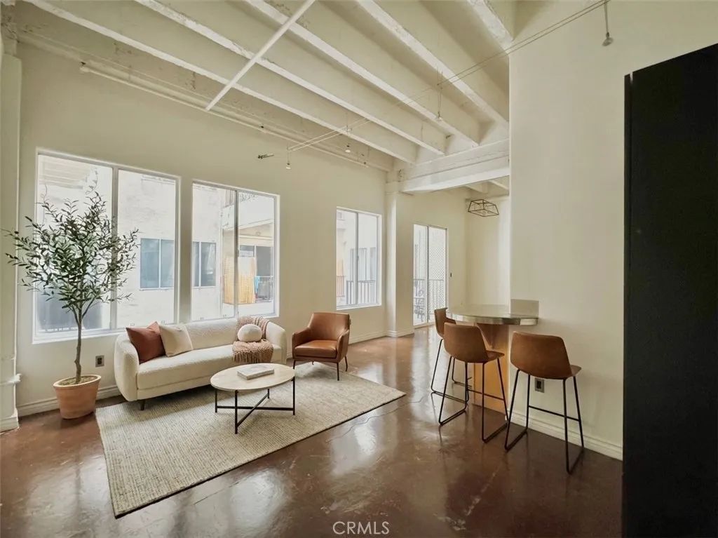 312 W 5th Street 521, Los Angeles, CA 90013