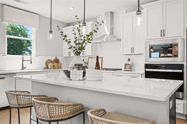 507 Grand Wehunt Drive, Hoschton, GA 30548