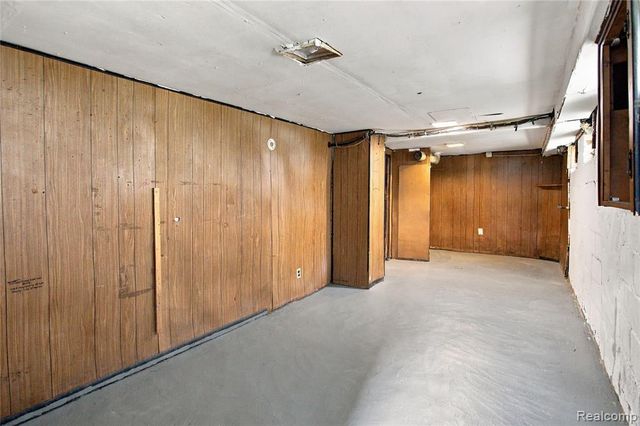8212 Republic Avenue, Warren, MI 48089