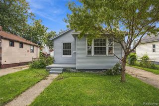 8212 Republic Avenue, Warren, MI 48089