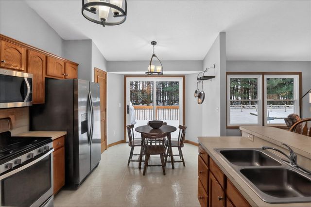 10076 Heather Lake Drive, Osceola, IN 46561