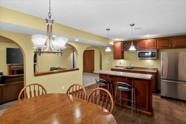 10076 Heather Lake Drive, Osceola, IN 46561