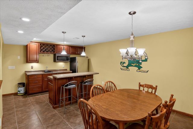 10076 Heather Lake Drive, Osceola, IN 46561