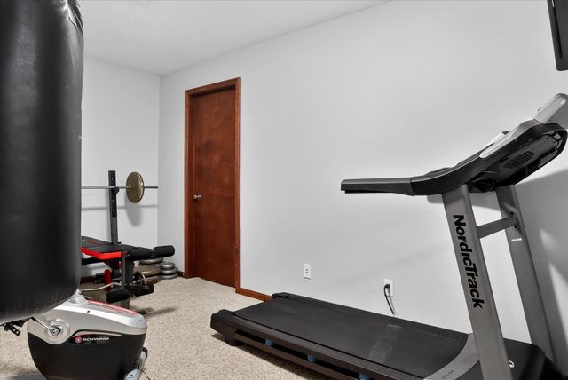 10076 Heather Lake Drive, Osceola, IN 46561