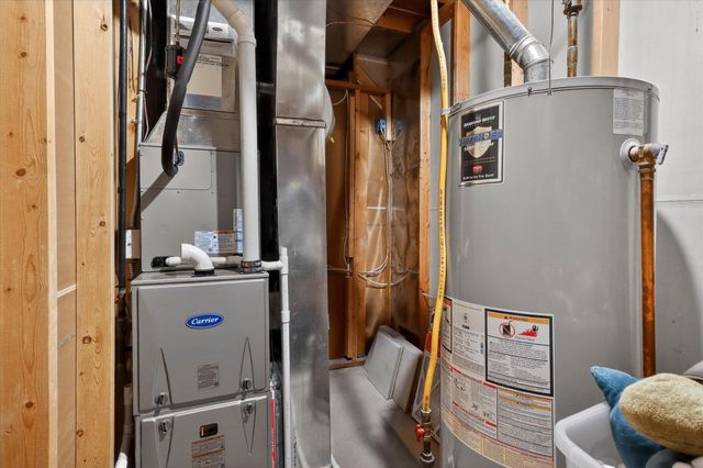 10076 Heather Lake Drive, Osceola, IN 46561