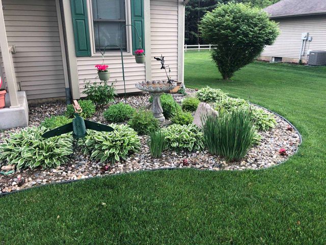 10076 Heather Lake Drive, Osceola, IN 46561