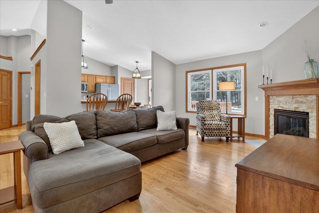 10076 Heather Lake Drive, Osceola, IN 46561