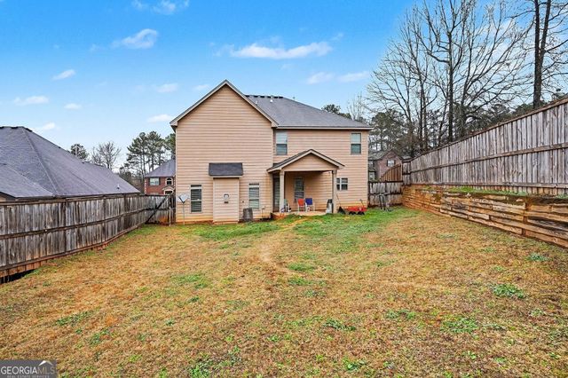 90 Waters Edge Lane, Covington, GA 30014