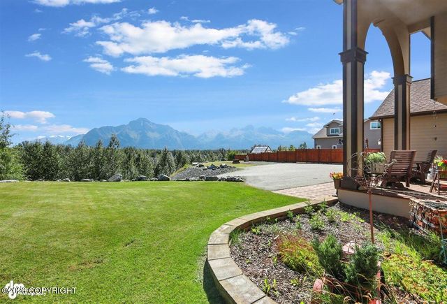 11655 E Kyrok Circle, Palmer, AK 99645