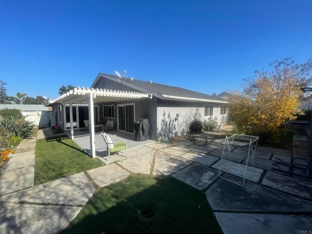 11417 Poblado Road, San Diego, CA 92127