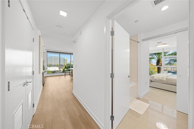 9 MacArthur Place N402, Santa Ana, CA 92707