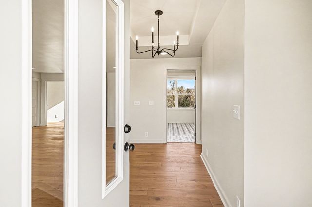 1616 Saundersville Ferry Rd, Mount Juliet, TN 37122