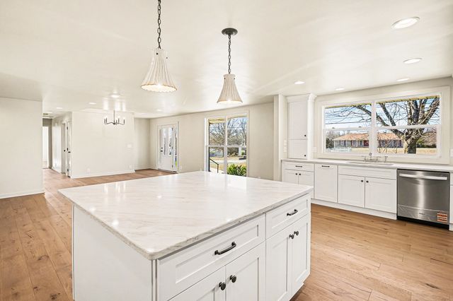 1616 Saundersville Ferry Rd, Mount Juliet, TN 37122