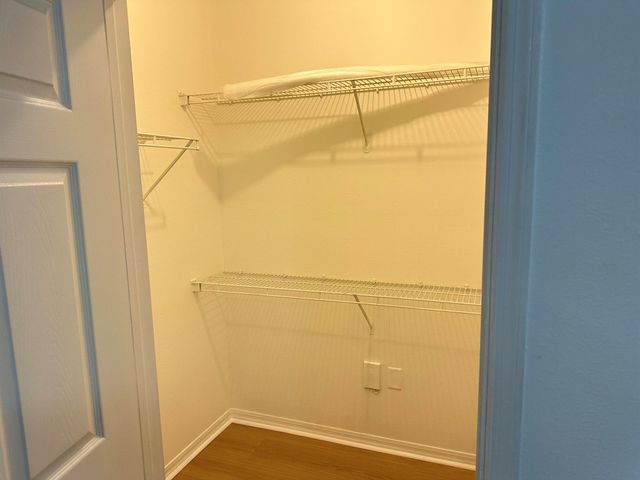 6410 Emerald Dunes Drive 105, West Palm Beach, FL 33411