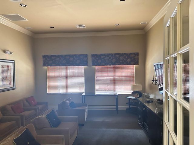 6410 Emerald Dunes Drive 105, West Palm Beach, FL 33411