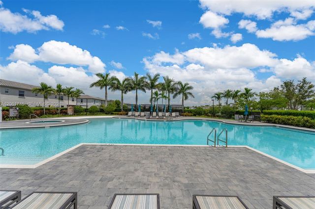 2660 SE 15th St, Homestead, FL 33035