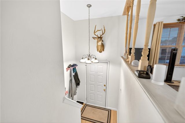 445 Lexington Dr, Hempfield Twp, PA 15601