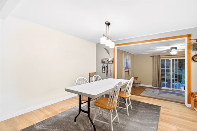 445 Lexington Dr, Hempfield Twp, PA 15601