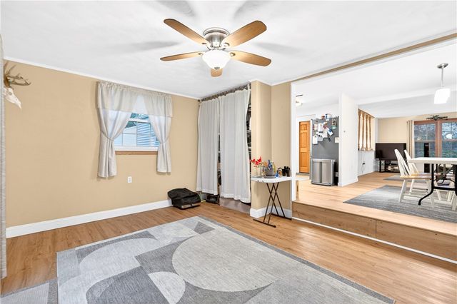 445 Lexington Dr, Hempfield Twp, PA 15601