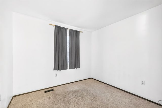 445 Lexington Dr, Hempfield Twp, PA 15601