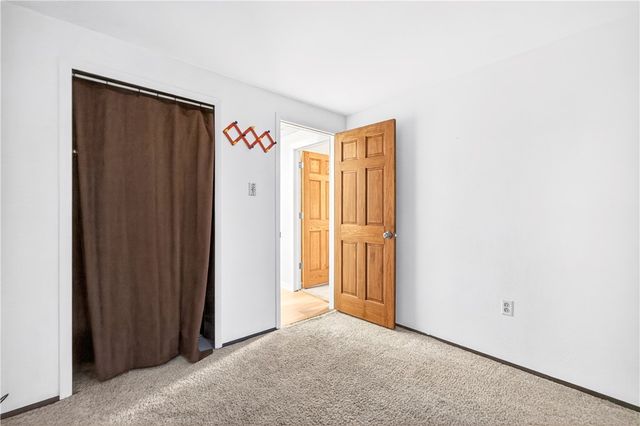 445 Lexington Dr, Hempfield Twp, PA 15601