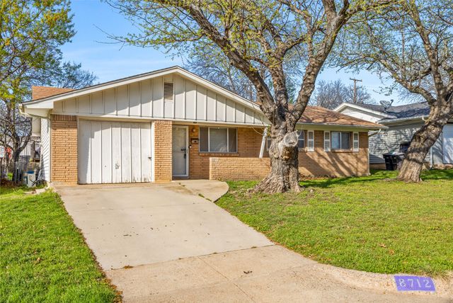 8712 Guadalupe Road, Fort Worth, TX 76116