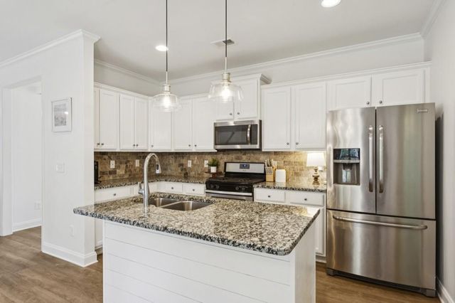 32 Parkmont Lane, Dallas, GA 30132