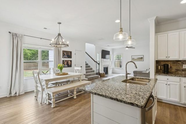 32 Parkmont Lane, Dallas, GA 30132